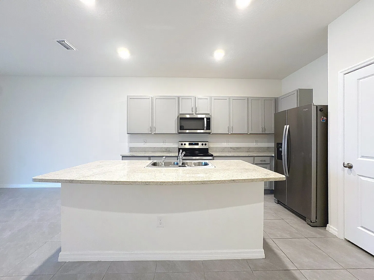 32988 Major Oak Drive, Wesley Chapel, FL 33545 — Photo 3