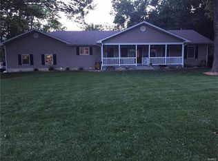 441 Duck Rd, Greenville, IL 62246