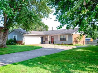 1540 Elmhurst Dr, Worthington, KY 41183