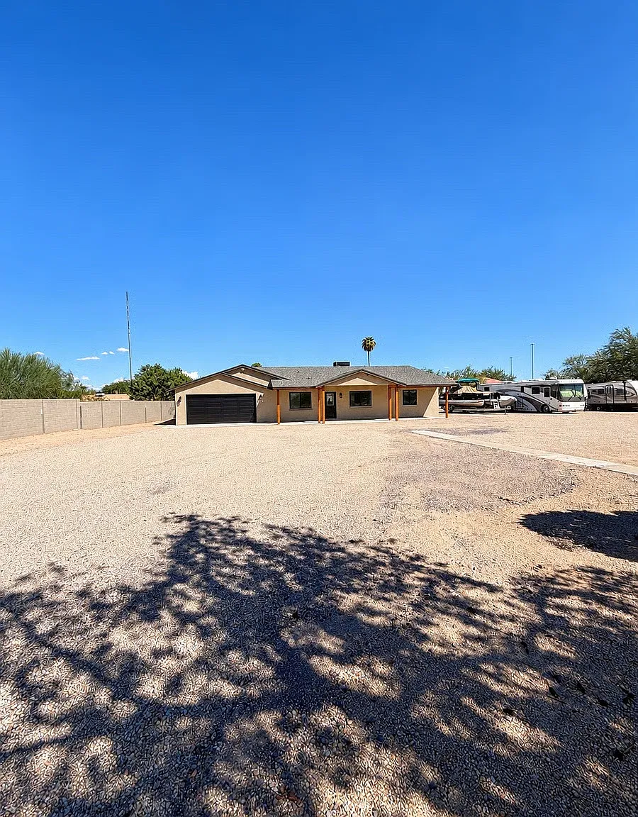 3 bed, 1500 sqft, $2,800 — Photo 1
