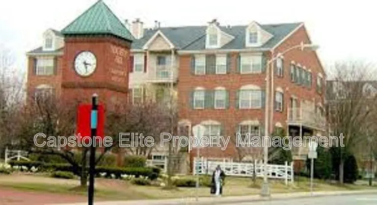 216 Matthews Dr #2 — Photo 8