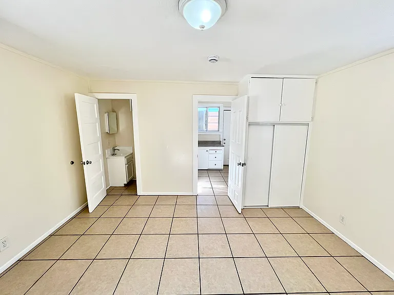 721 Flint Ave — Photo 13