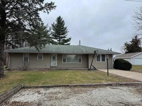 302 West St, Biggsville, IL 61418