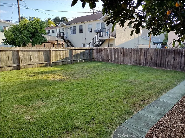 1629 Cota Ave — Photo 23