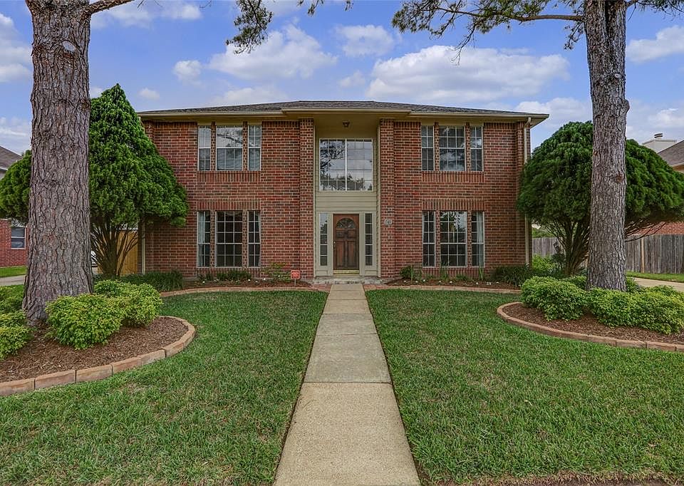 1st image of 14710 Armitage Ln