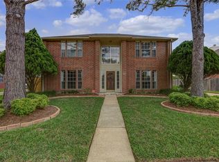 14710 Armitage Ln, Sugar Land, TX 77498