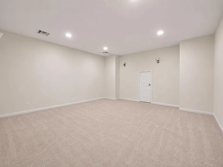 4002 Dogwood Canyon Ln — Photo 12