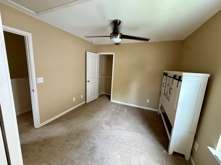 7007 McLothian Ln — Photo 57