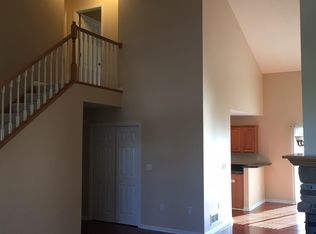 106 Ridge Ln, Coraopolis, PA 15108