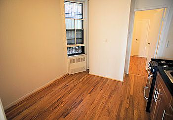 4th image of 117 Christopher St APT 16