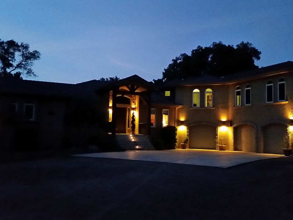 1st image of 20201 N Windwood Dr