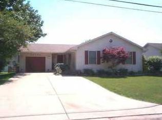 32171 Truman Rd, Rockwood, MI 48173