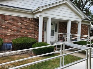 4641 Leisure Ln, Trenton, MI 48183