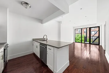 413 East 78th Street #5R in Lenox Hill, Manhattan | StreetEasy