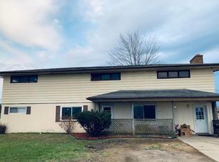 2081 Plank Rd #1, Cottrellville, MI 48039
