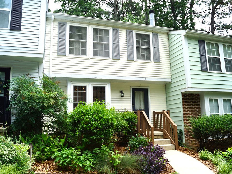 1st image of 119 Taylors Pond Dr