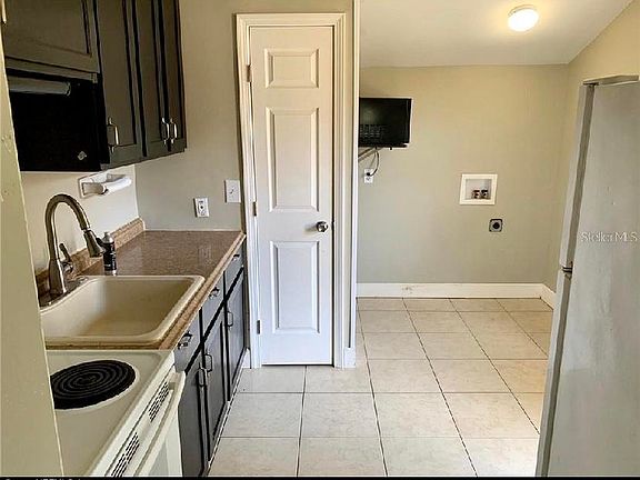 5th image of 2059 W 16th St