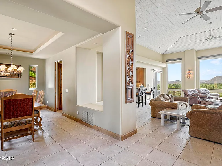 804 N Grapevine Dr — Photo 16