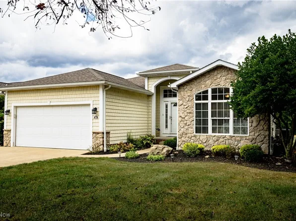 303 Brookpoint St NW, North Canton, OH 44720