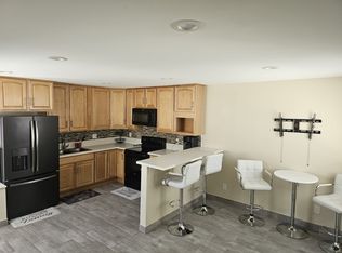 7406 Jumilla Ave, Winnetka, CA 91306