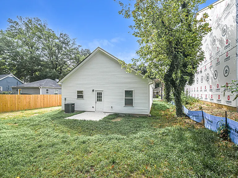 812 Cantwell St — Photo 14