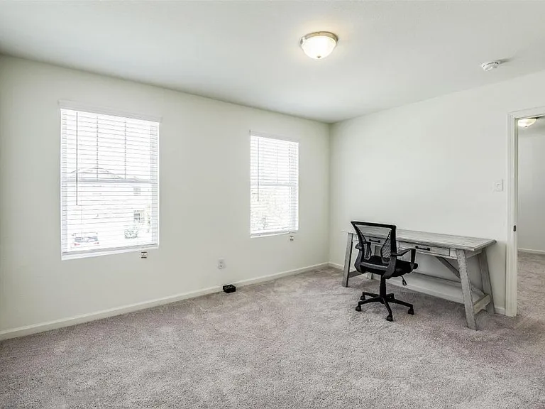 613 Delaware Ave — Photo 15