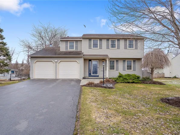 8653 Bayview Dr, Cicero, NY 13039