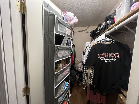 5th image of 40 Harley Dr #11557283