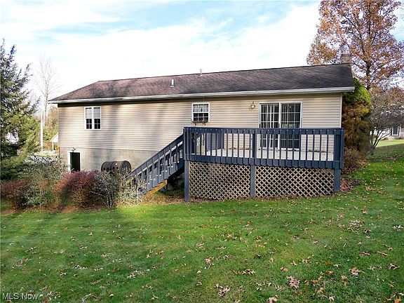 3rd image of 123 Beckett Ct