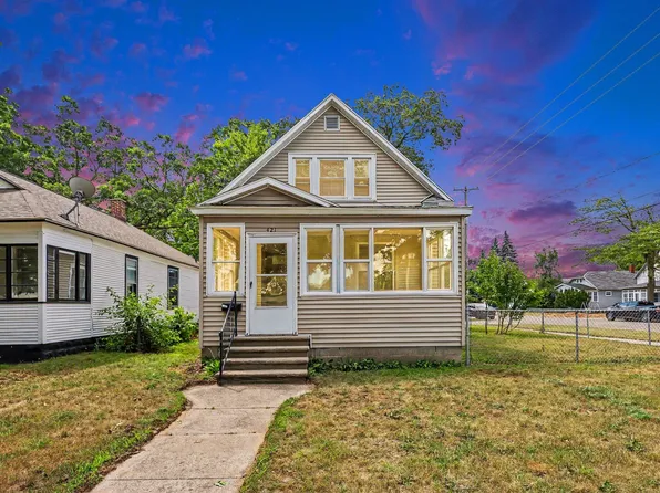 421 W Forest Ave, Muskegon, MI 49441