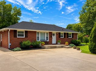 300 Clearview Dr, Smyrna, TN 37167