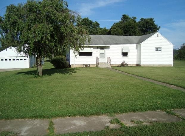 1st image of 369 S Sugar St