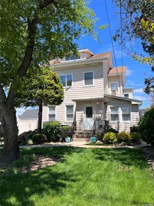 417 Scranton Avenue, Lynbrook, NY, 11563