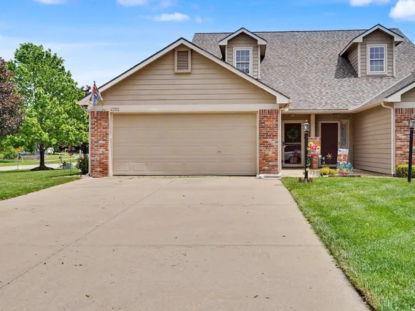 2702 Coralberry Ct, Lawrence, KS 66047
