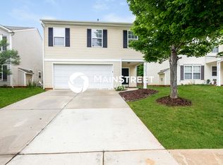 1126 Allegiance Dr, Charlotte, NC 28217