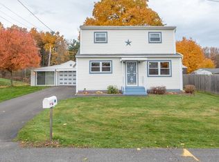 61 Mary Hadge Dr, Schenectady, NY 12309