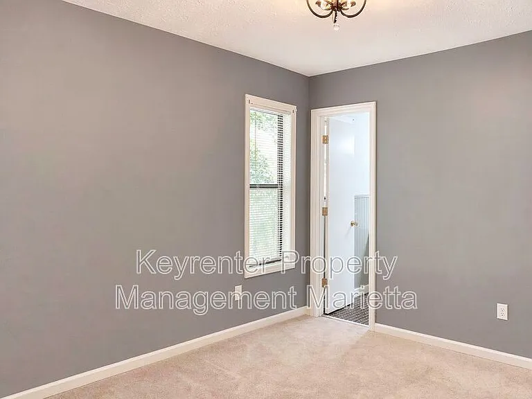5088 Ravenwood Dr — Photo 19