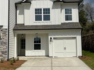 127 Kingfisher St, Ball Ground, GA 30107