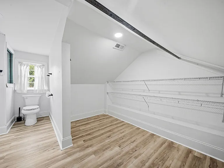 1109 Orange St — Photo 42