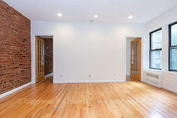 Rented by Copperwood Real Estate | media 13