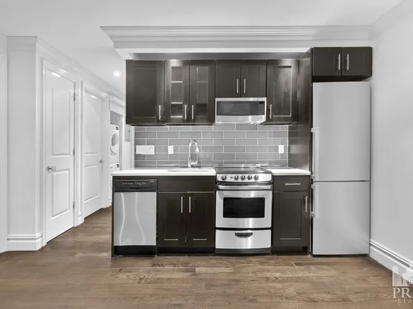 244 Tenth Avenue 4W image 1 of 12