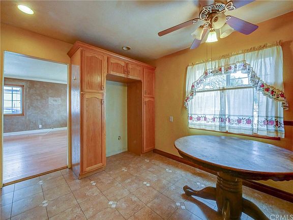 3rd image of 4854 W 142nd St