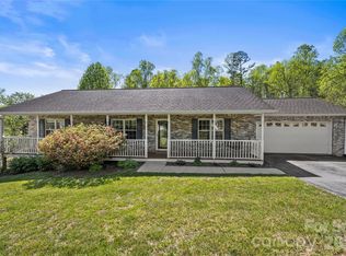 335 Hemlock Springs Trl, Weaverville, NC 28787