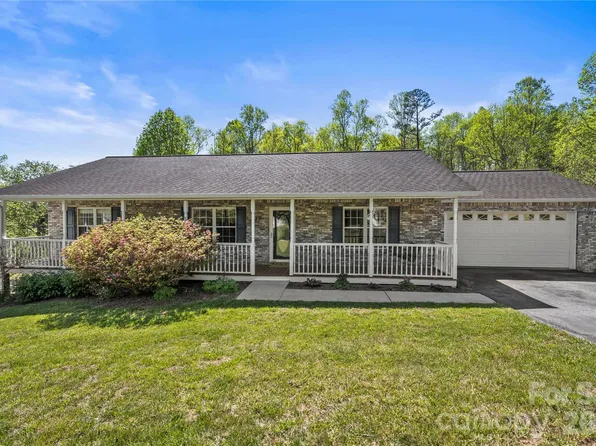 335 Hemlock Springs Trl, Weaverville, NC 28787