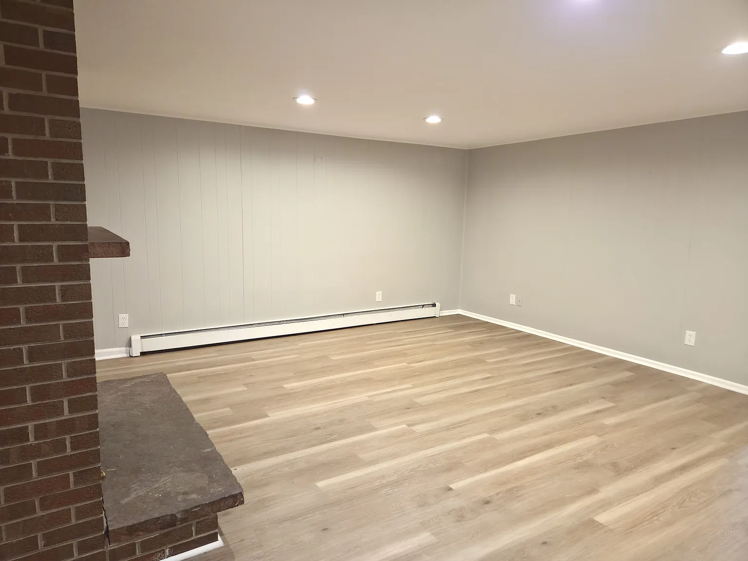 3 bed, 1700 sqft, $2,400 — Photo 3
