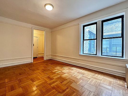 2nd image of 620 W 171st St APT 5J