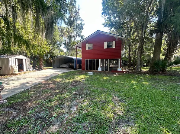 56232 Tree Rd, Astor, FL 32102