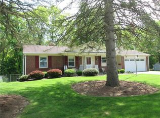 41 Ferncrest Dr, Cumberland, RI 02864