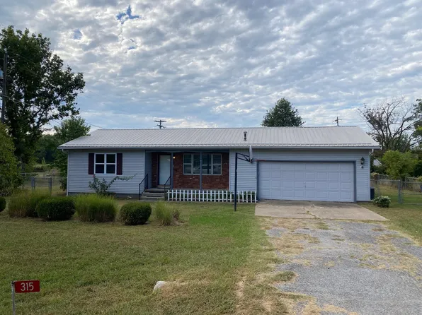 315 Nunnamaker St, Fairland, OK 74343
