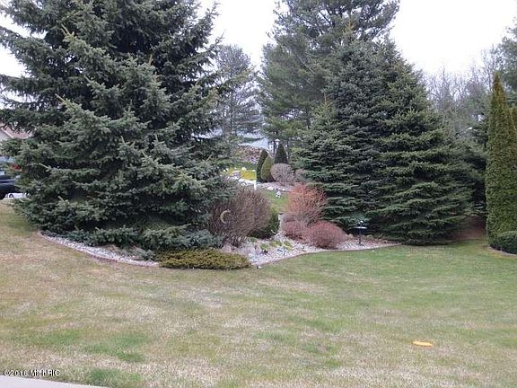 5th image of 2273 N Hilltop Dr